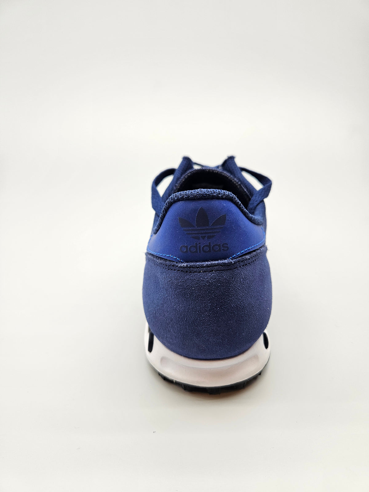 ADIDAS NOVI ORIGINAL PATIKI BR 44