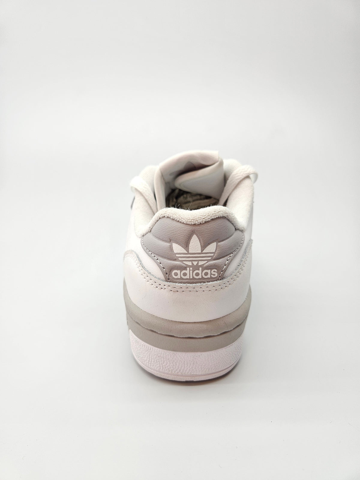 ADIDAS NOVI ORIGINAL PATIKI 38