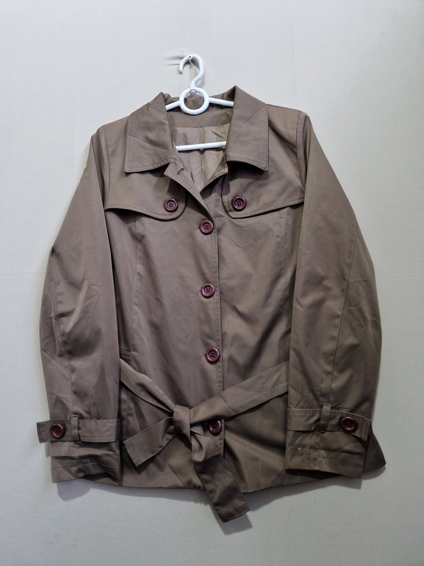 ZENSKA JAKNA GOLEMINA XL