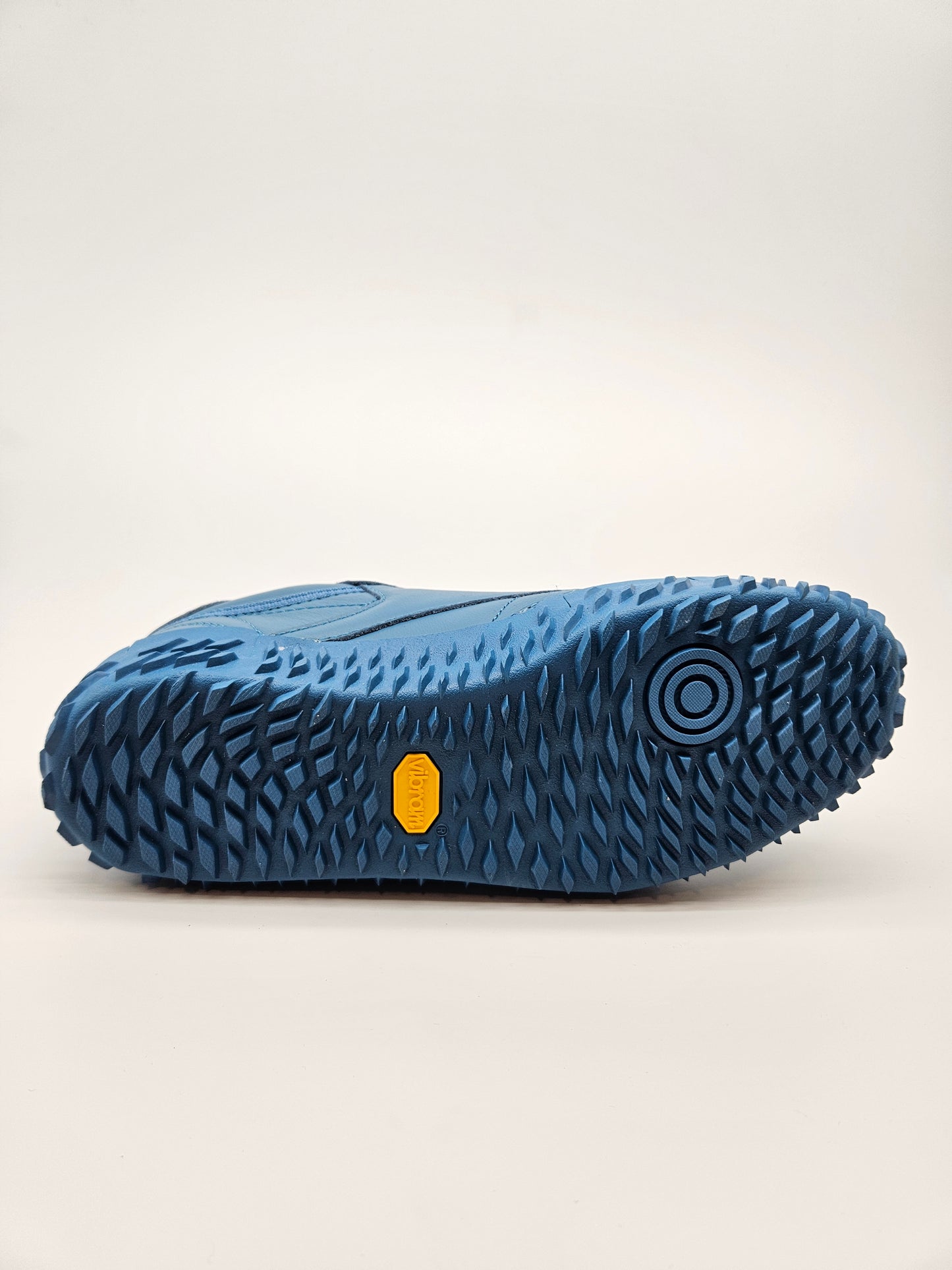 REEBOK VIBRAM NOVI ORIGINAL PATIKI BR 38.5