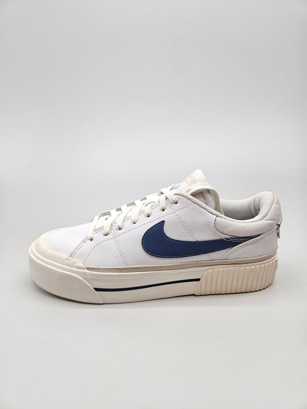 NIKE NOVI ORIGINAL PATIKI BR 41