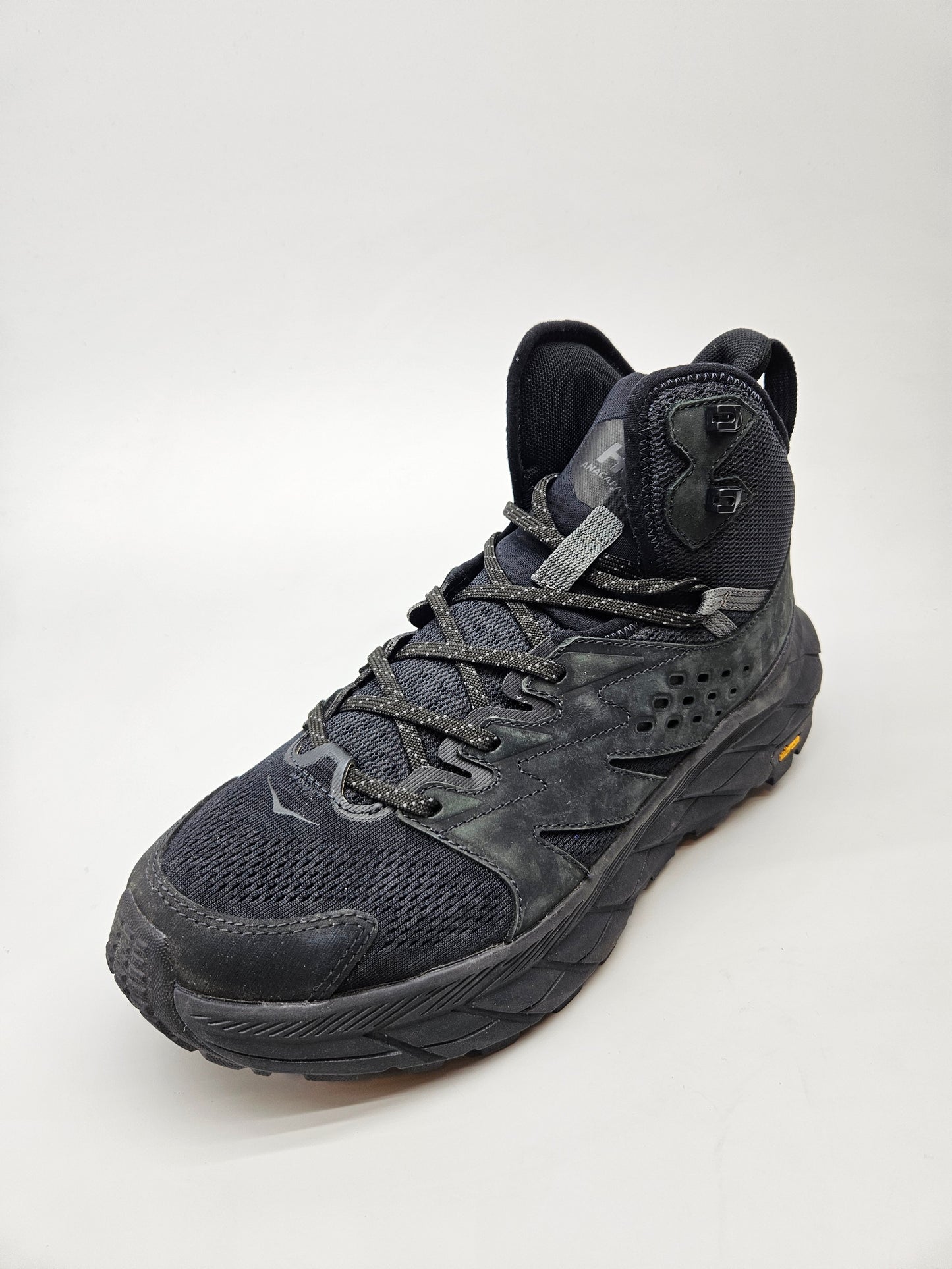 HOKA VIBRAM NOVI ORIGINAL PATIKI BR 42.5