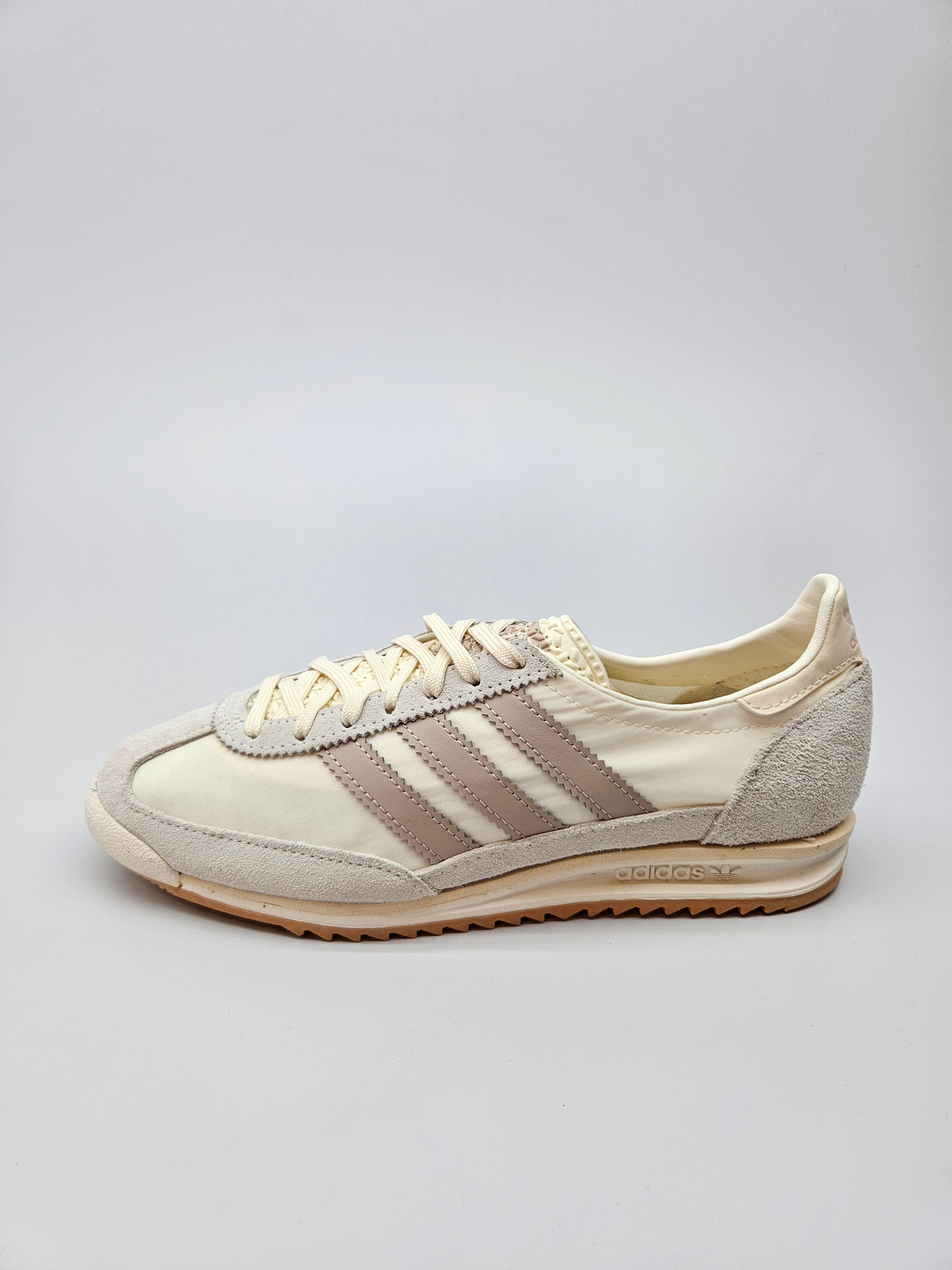 ADIDAS NOVI ORIGINAL PATIKI BR 39