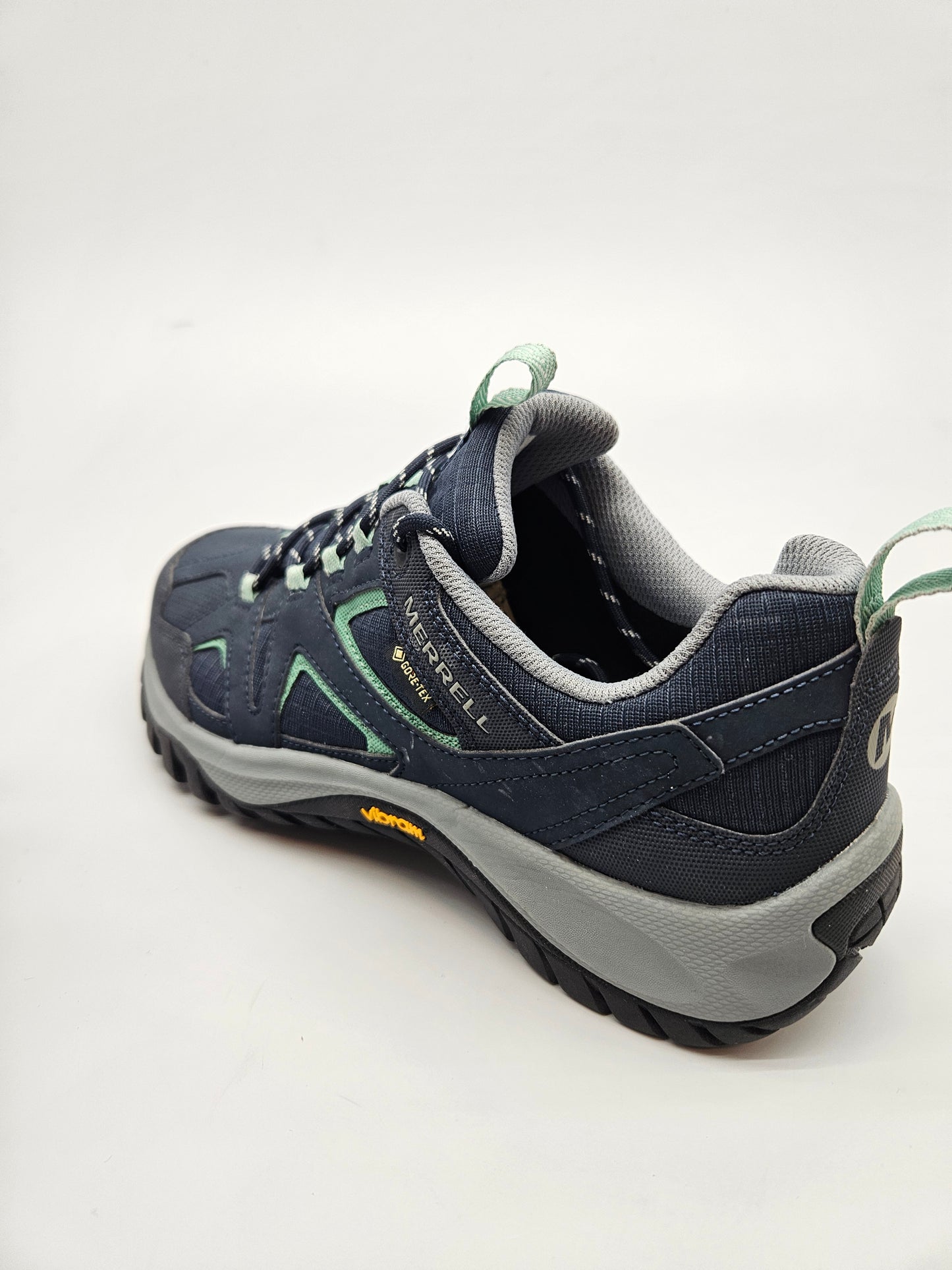 MERRELL GORETEX ORIGINAL PATIKI BR 41