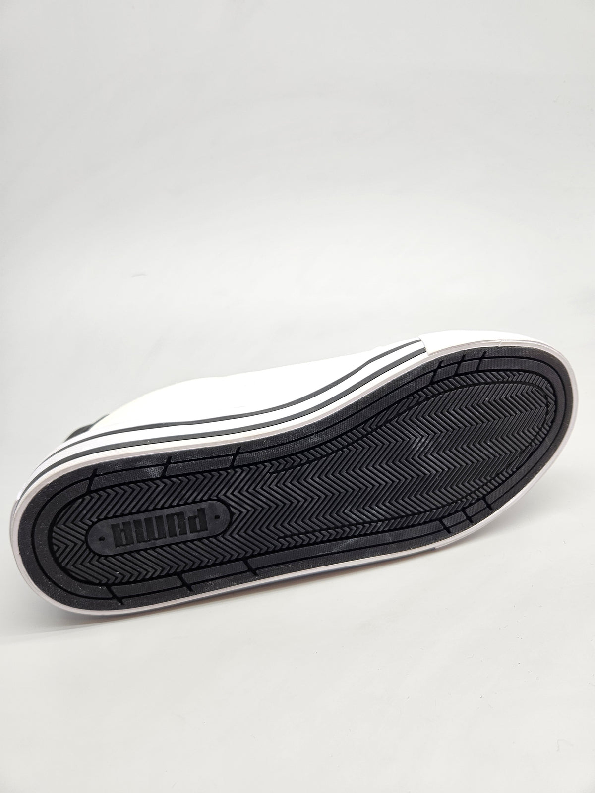 PUMA NOVI ORIGINAL PATIKI BR 46