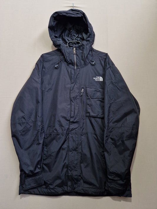 NORTH FACE MASKA VODOODPORNA JAKNA GOLEMINA M