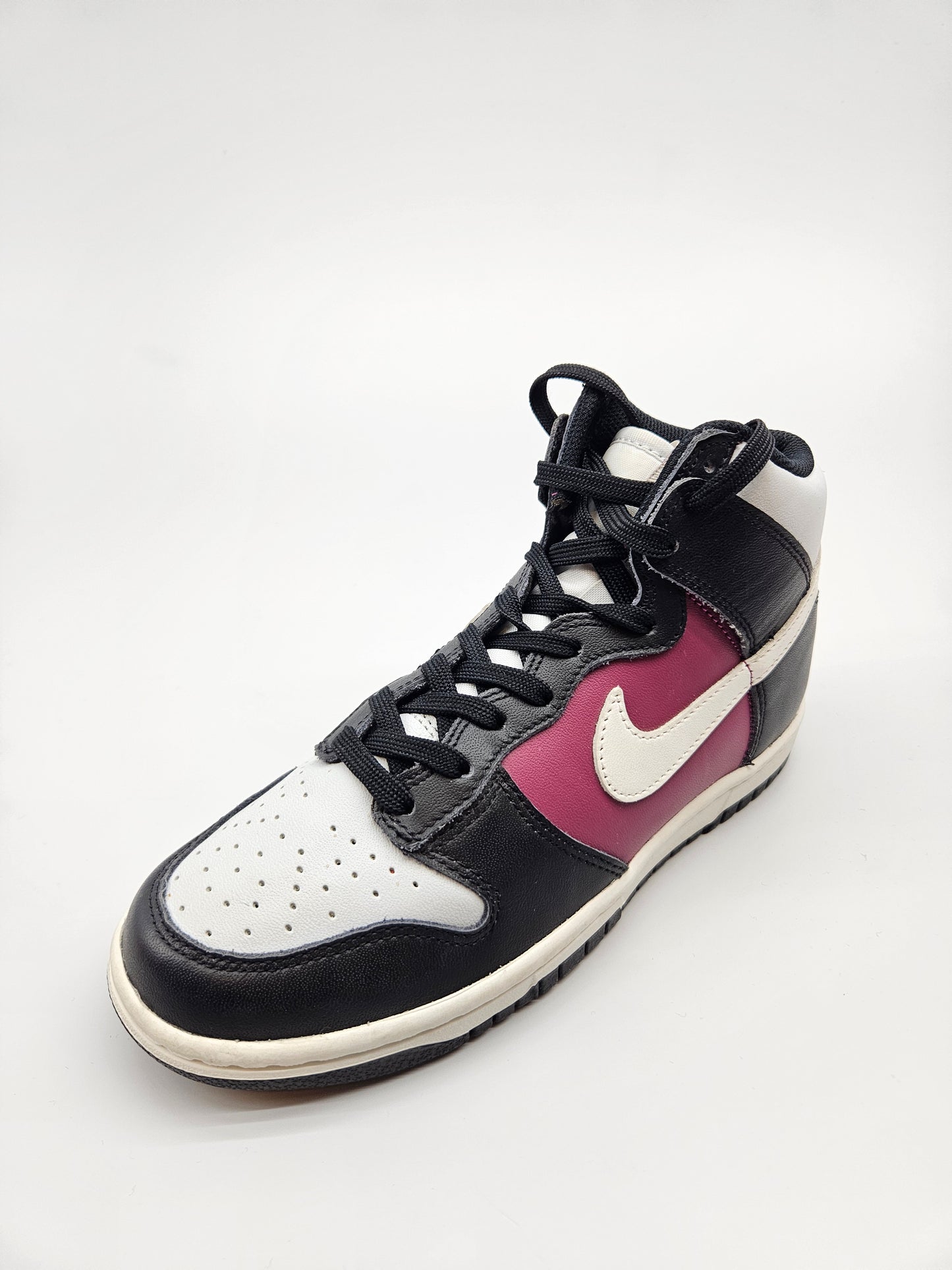 NIKE NOVI ORIGINAL PATIKI BR 36.5