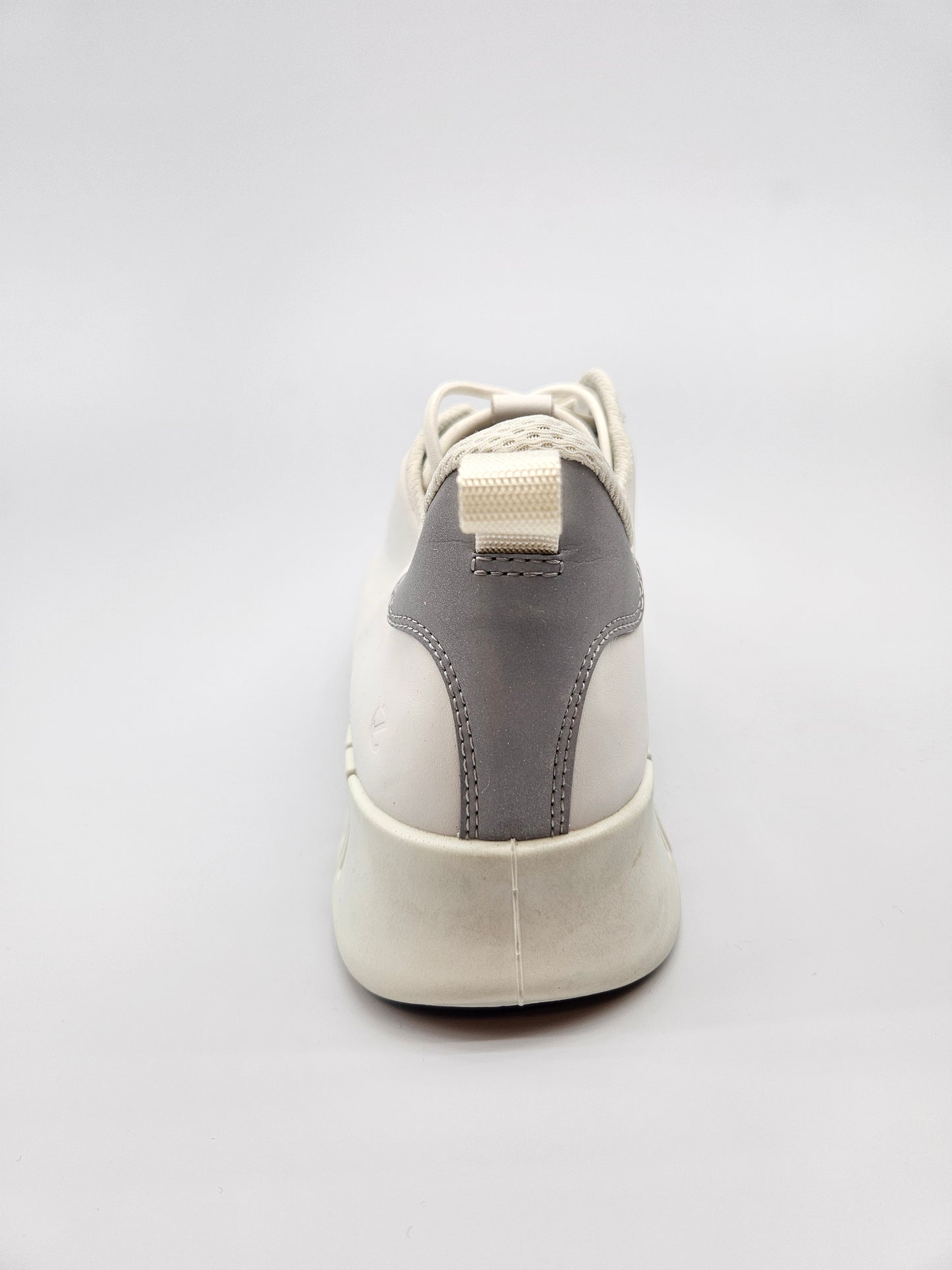 ECCO ORIGINAL KOZNI PATIKI BR 42