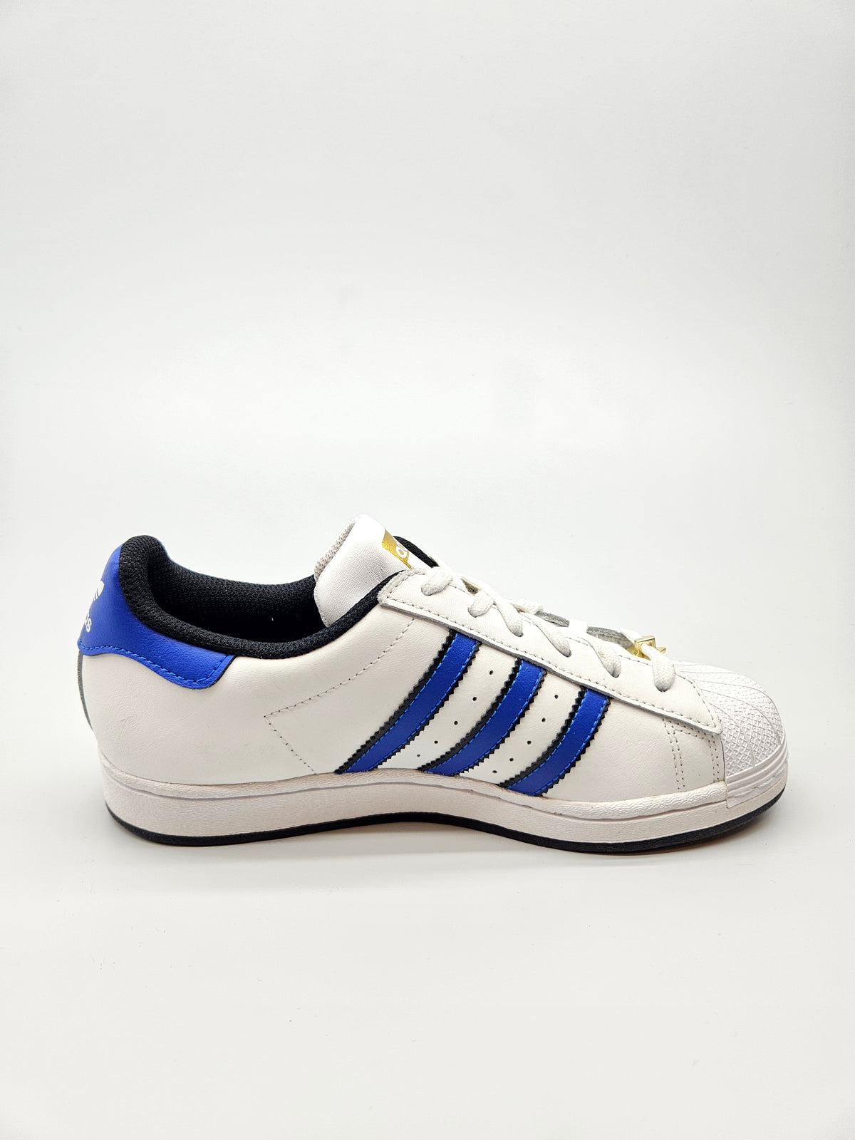 ADIDAS NOVI ORIGINAL PATIKI BR 38