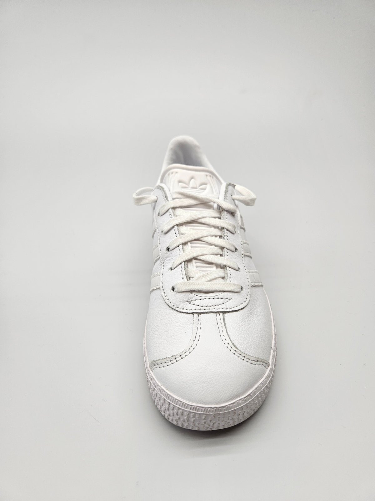 ADIDAS NOVI ORIGINAL PATIKI BR 37.5