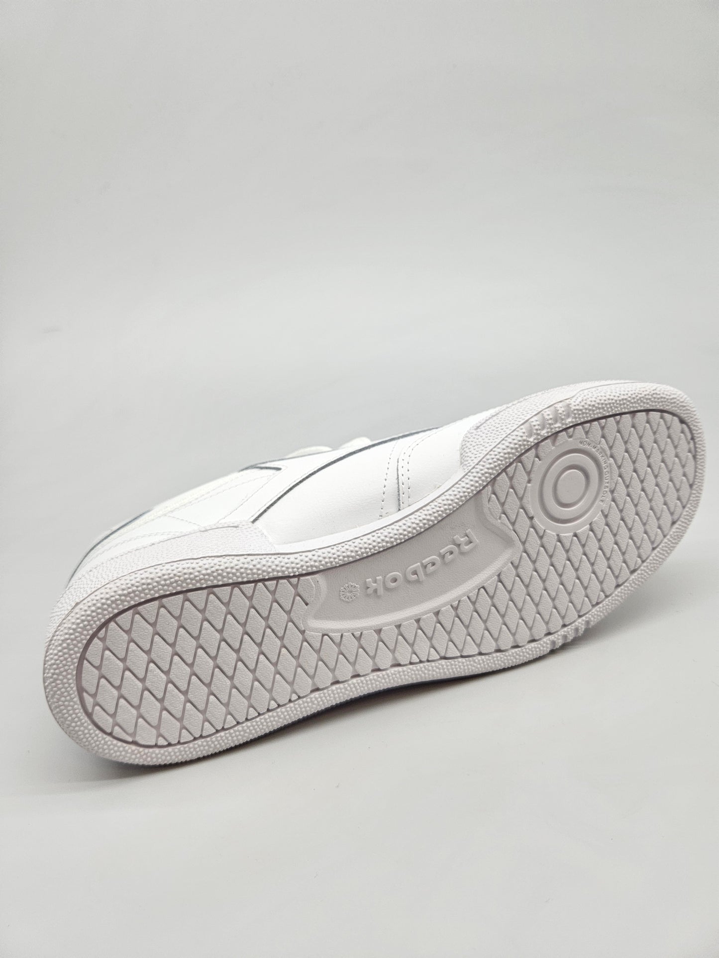 REEBOK NOVI ORIGINAL PATIKI BR 41