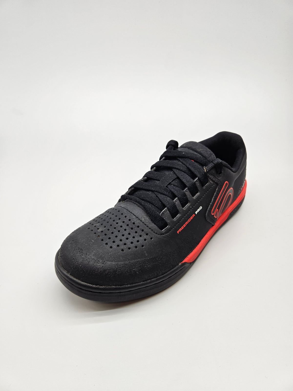 ADIDAS FIVETEN ORIGINAL PATIKI BR 44.5