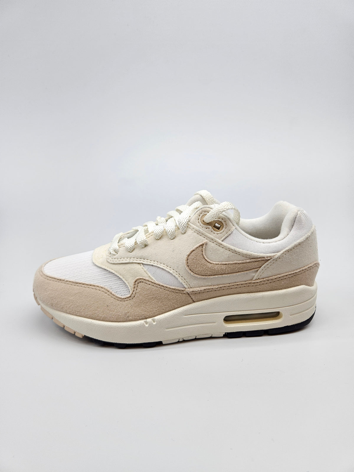 NIKE AIRMAX NOVI ORIGINAL PATIKI 38