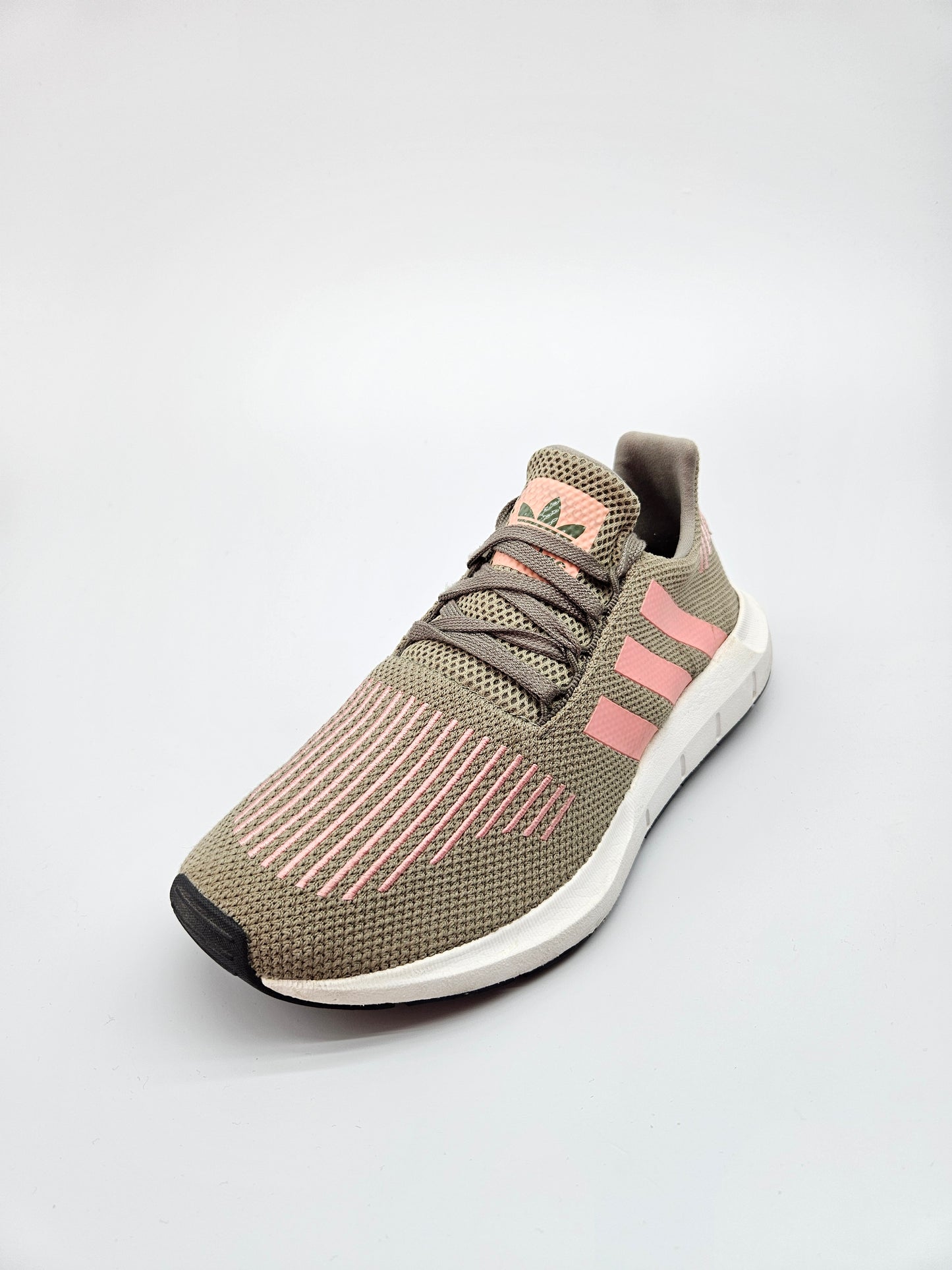 ADIDAS ORIGINAL PATIKI 40