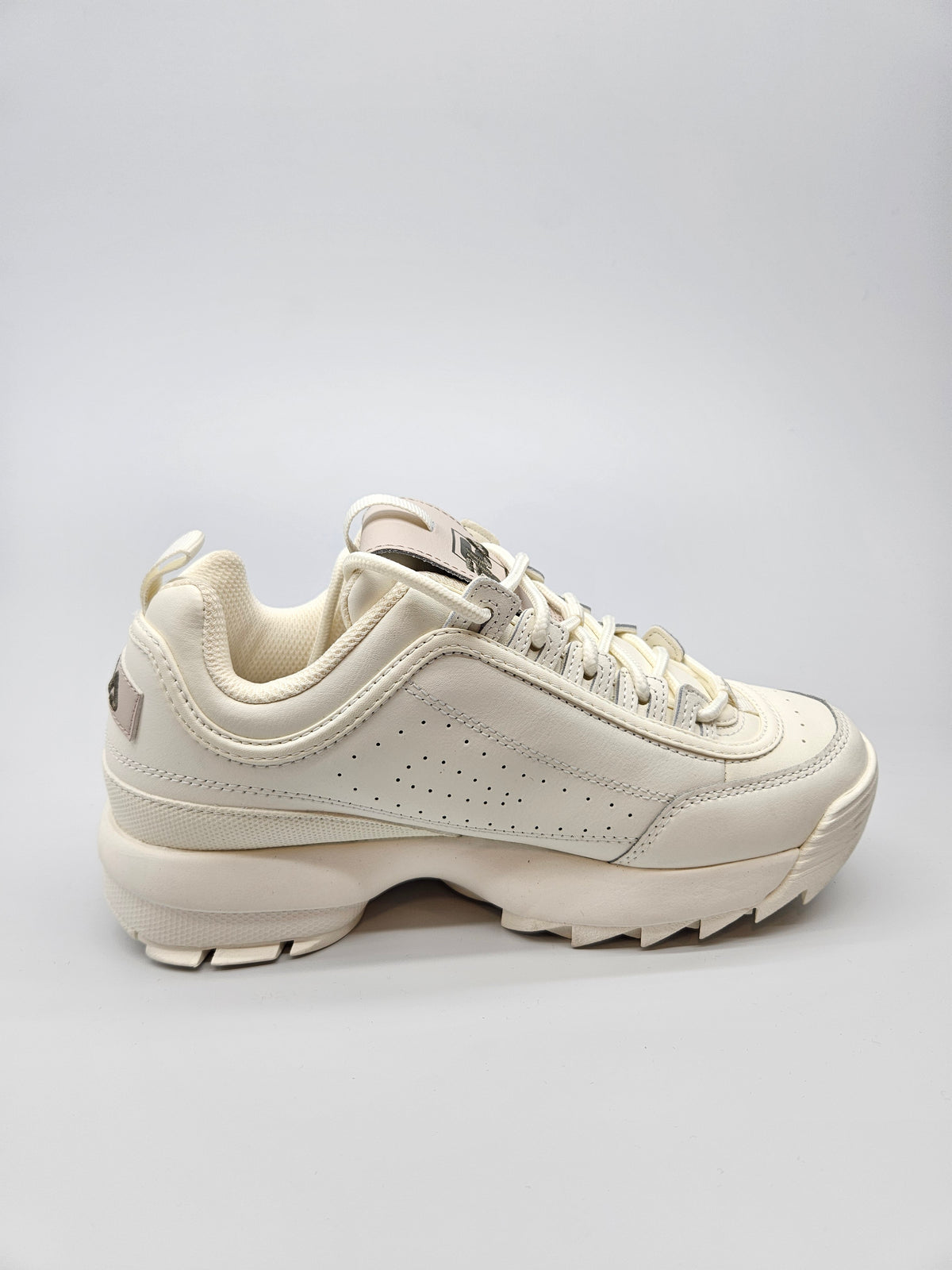FILA NOVI ORIGINAL PATIKI BR 38.5