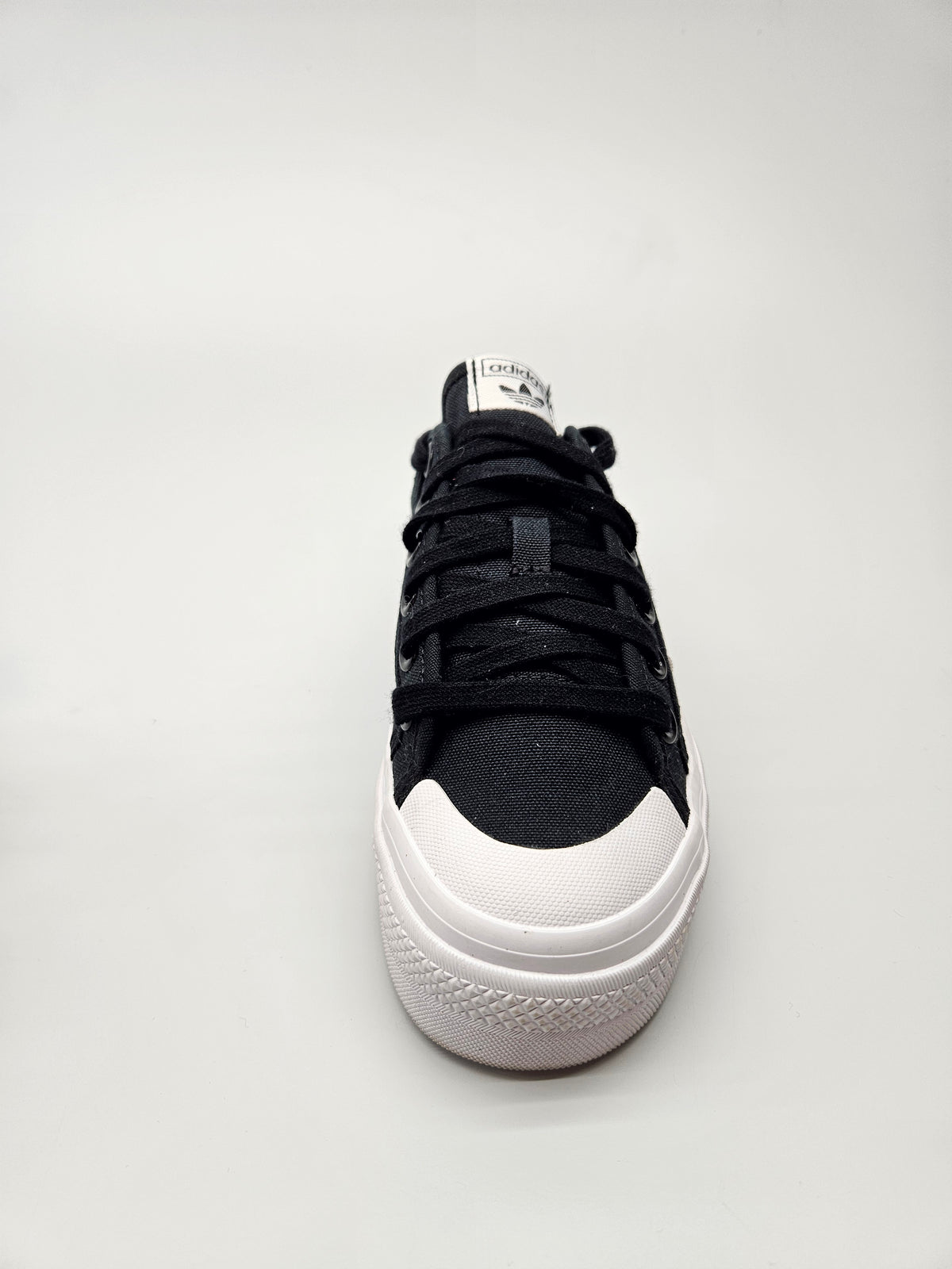 ADIDAS NOVI ORIGINAL PATIKI BR 38