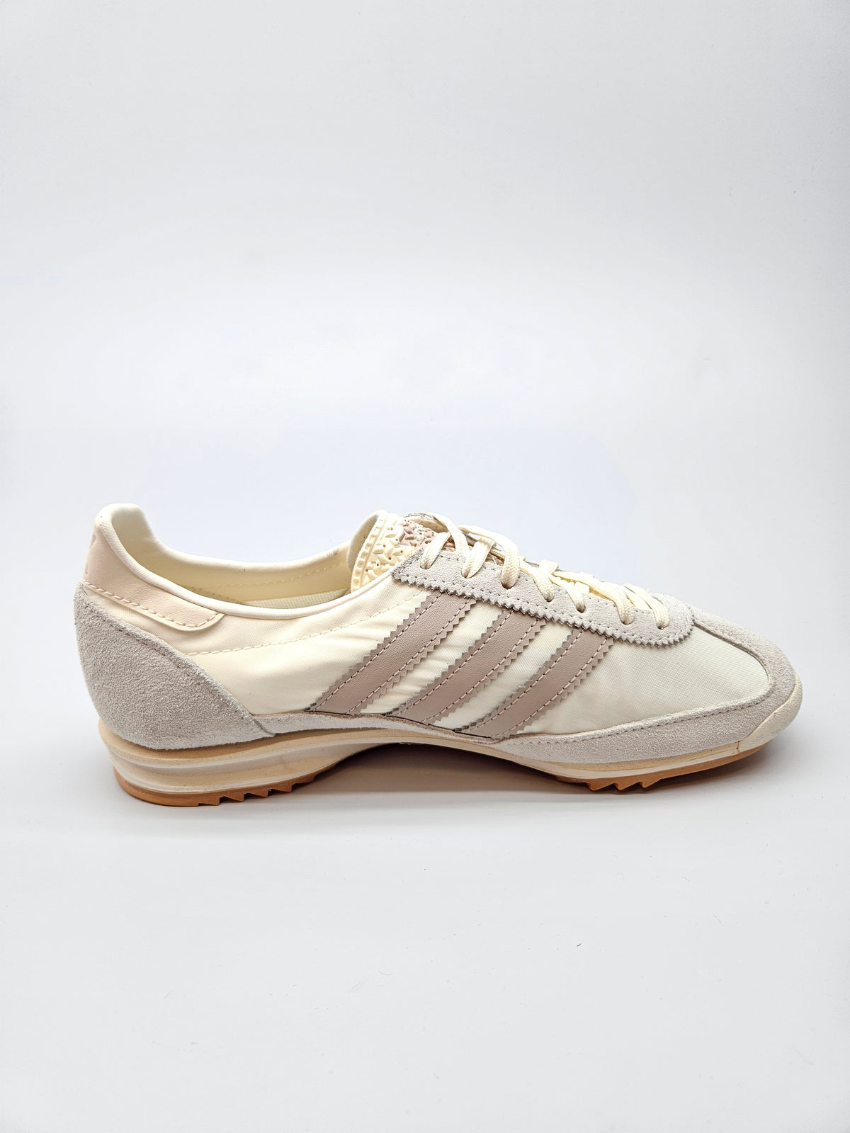 ADIDAS NOVI ORIGINAL PATIKI BR 39