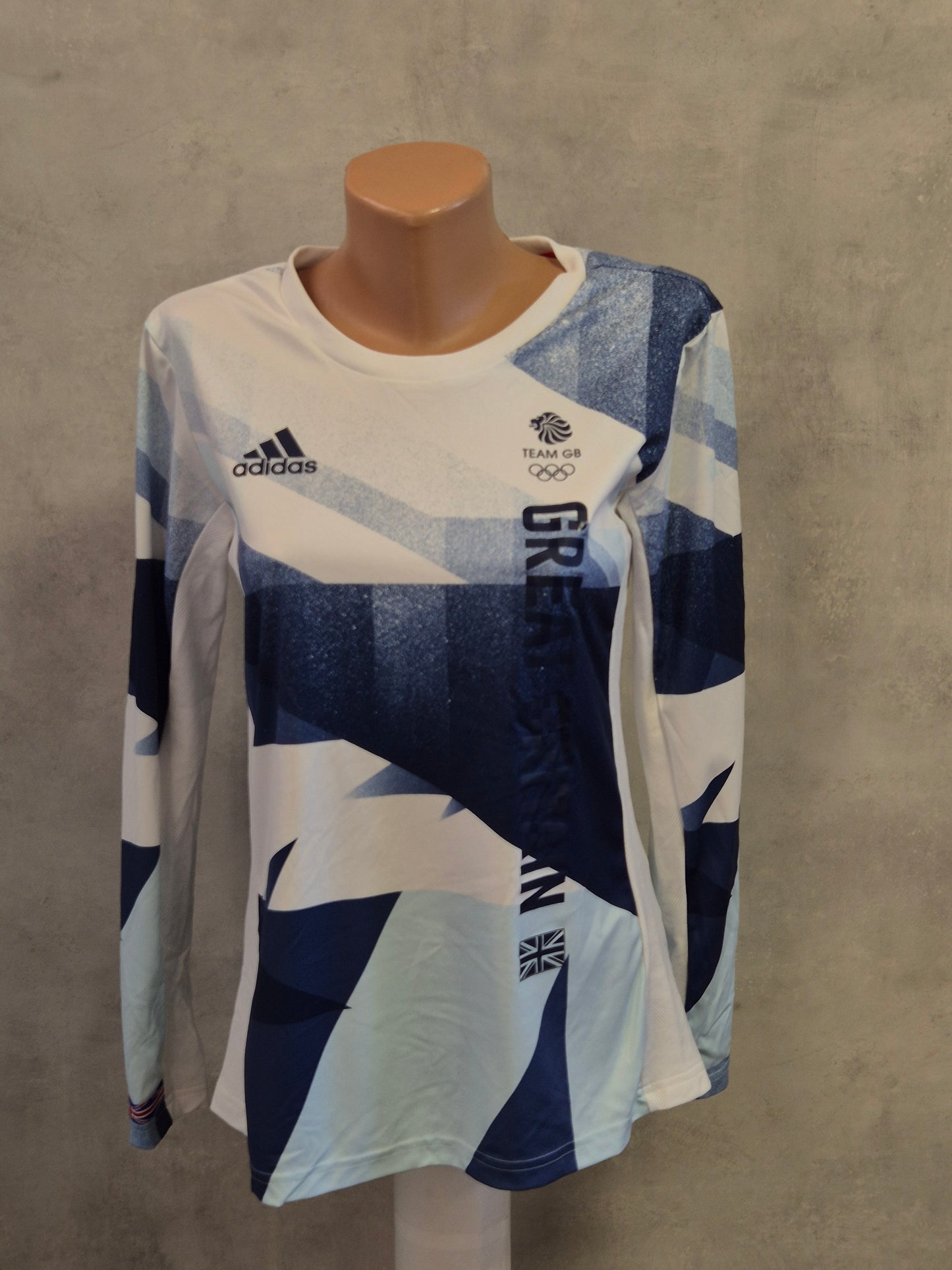 ADIDAS ZENSKA BLUZA GOLEMINA M