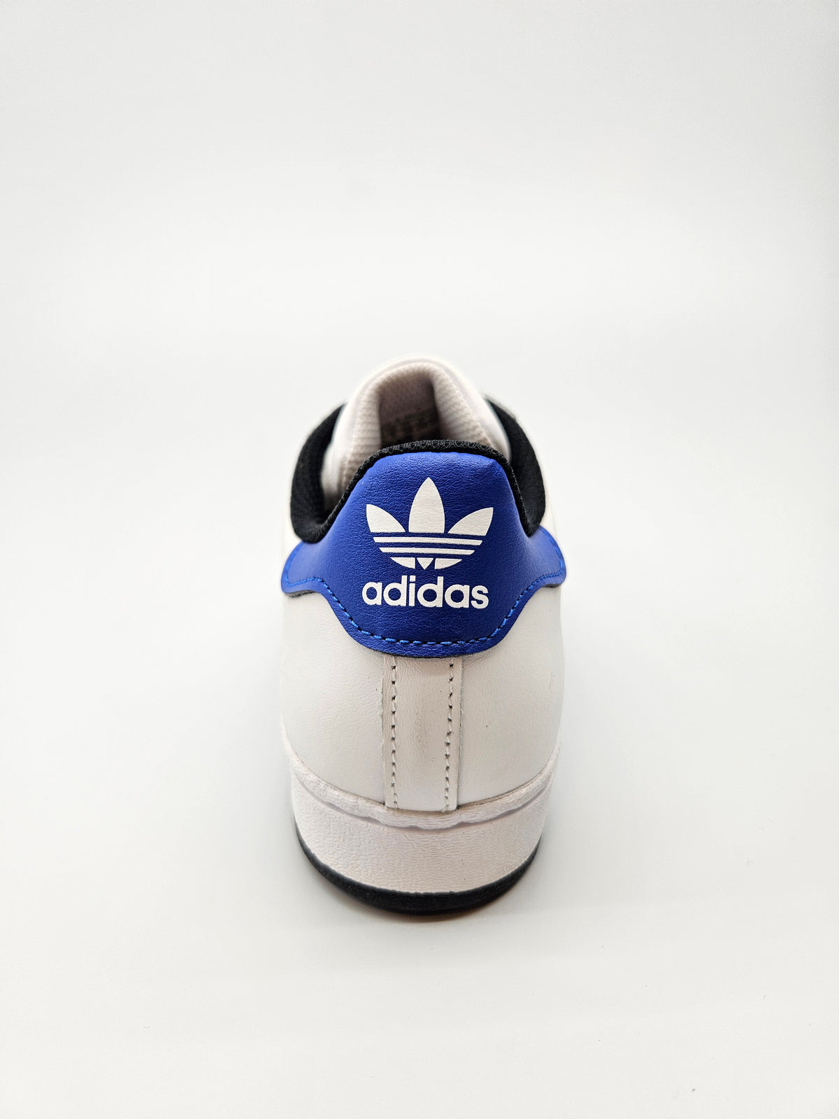 ADIDAS NOVI ORIGINAL PATIKI BR 38