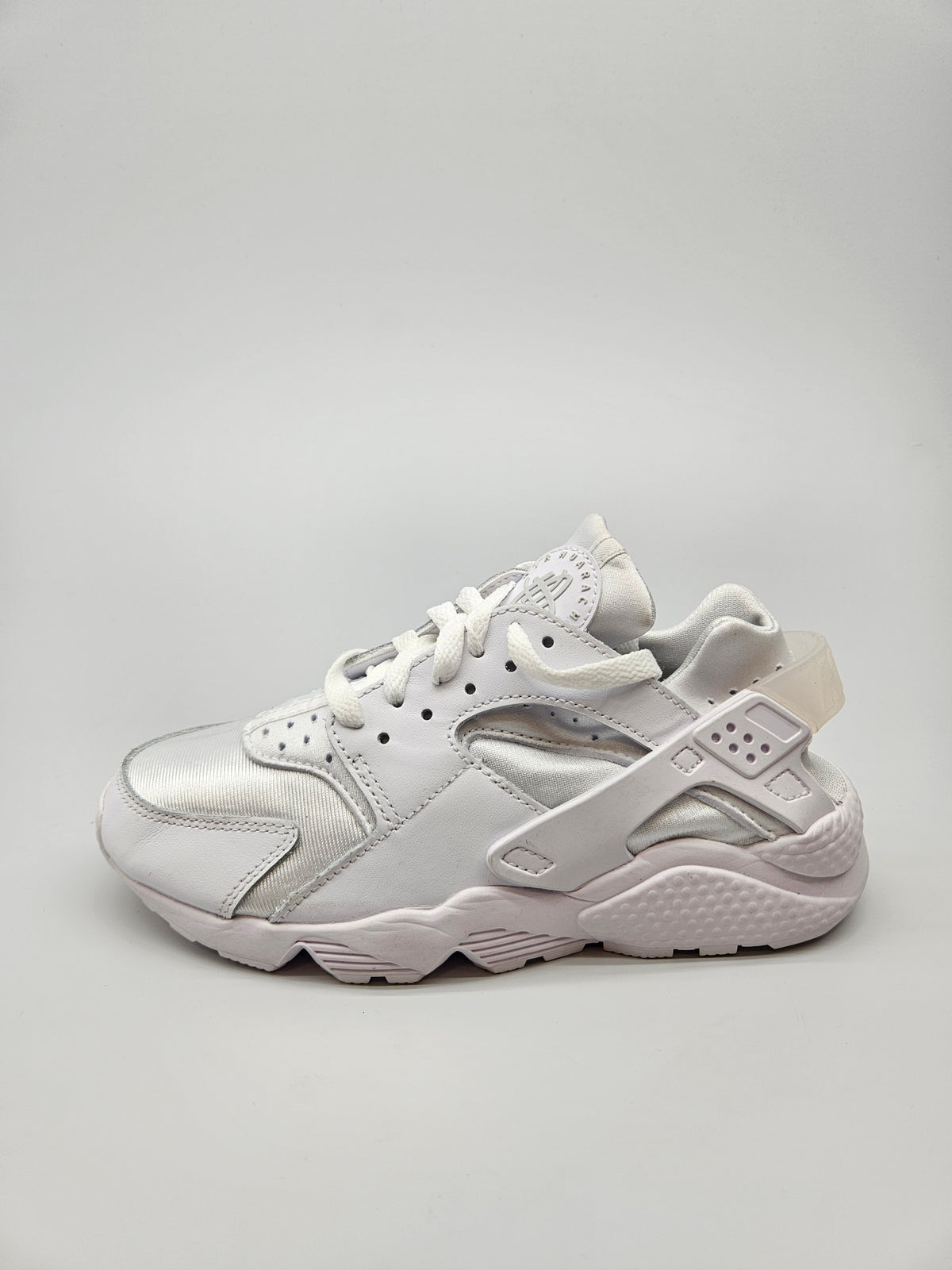 NIKE NOVI ORIGINAL PATIKI BR 37.5