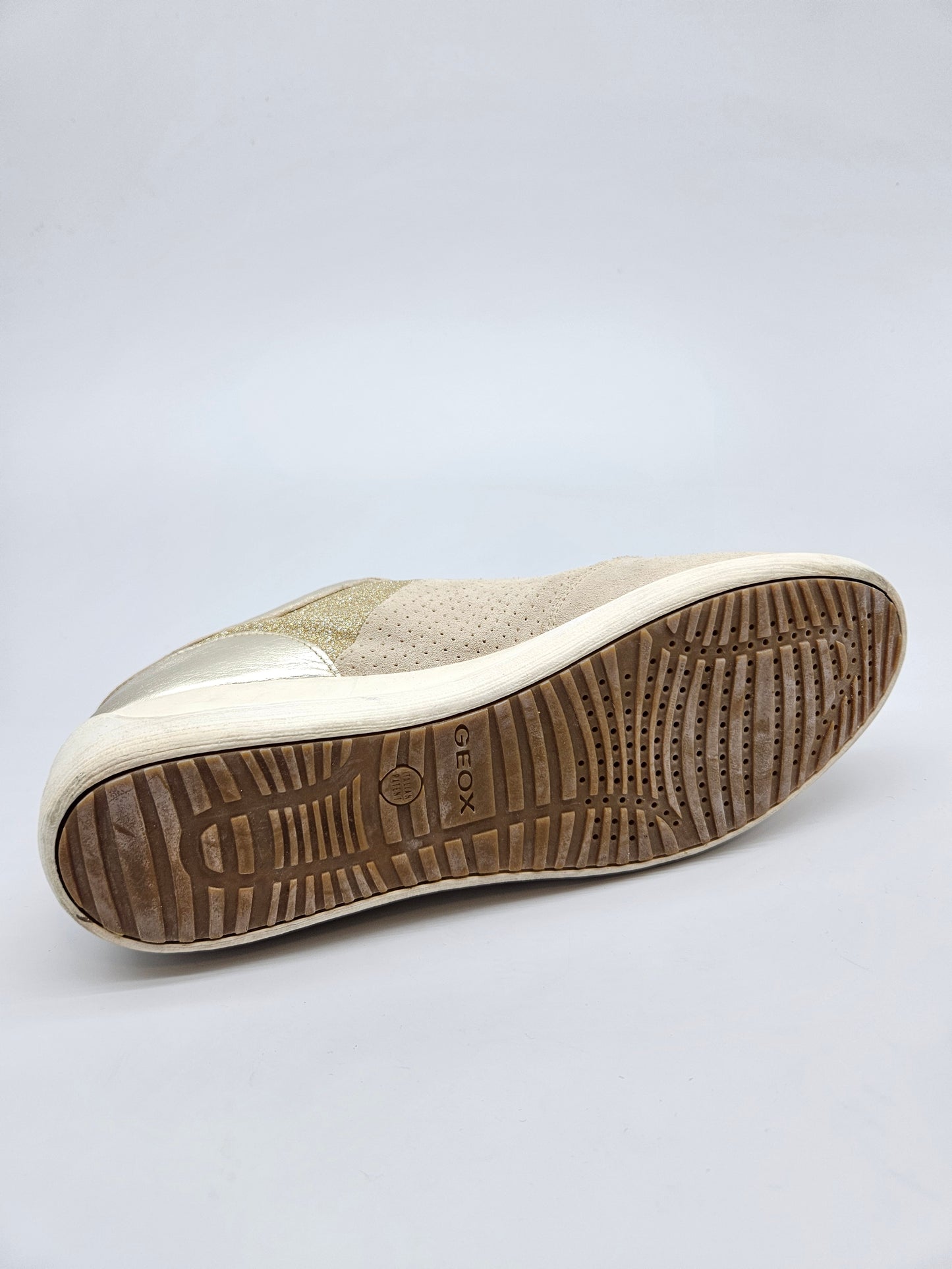 GEOX ORIGINAL PATIKI BR 40
