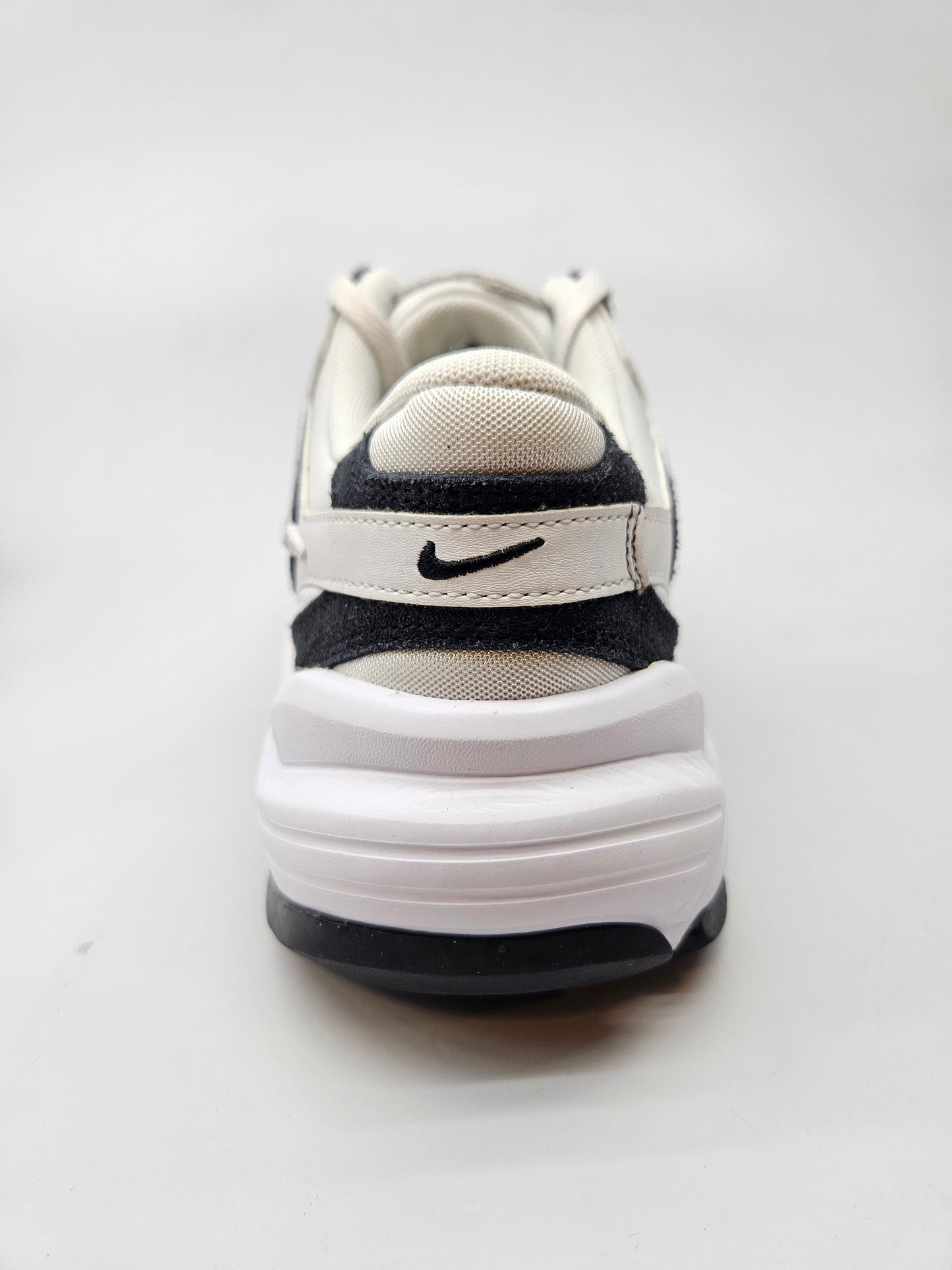 NIKE NOVI ORIGINAL PATIKI BR 43
