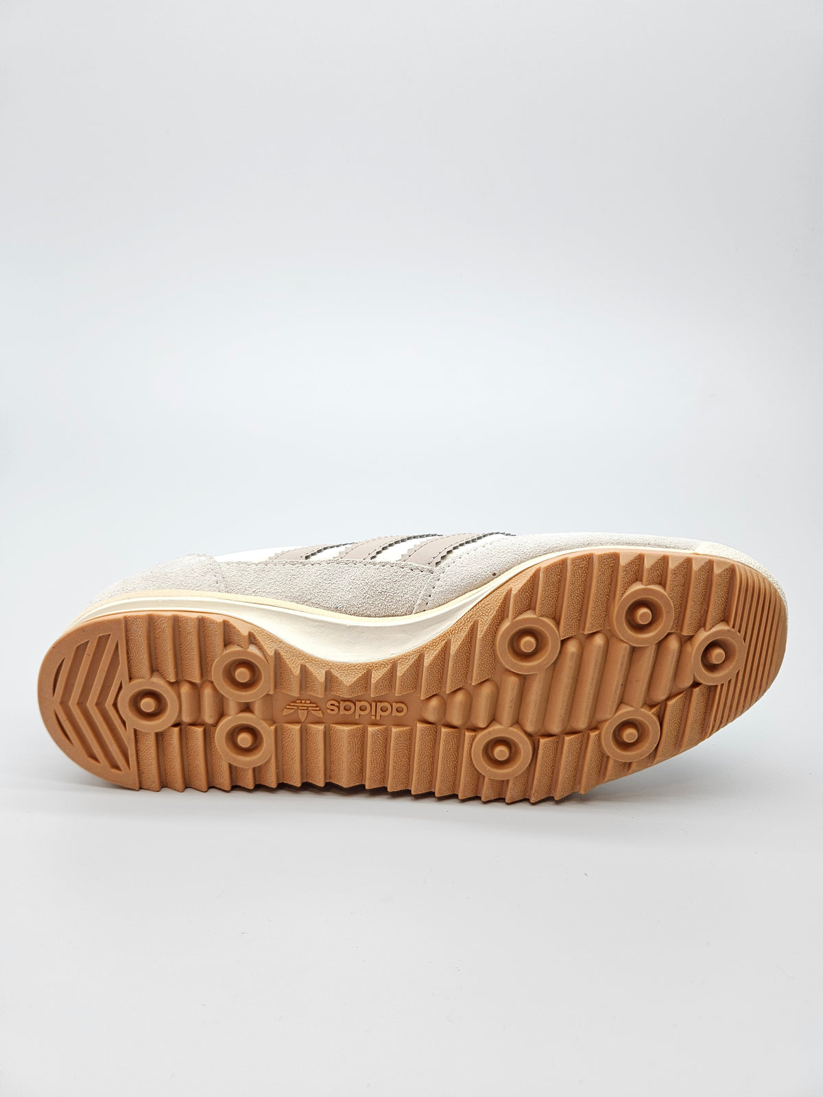 ADIDAS NOVI ORIGINAL PATIKI BR 39