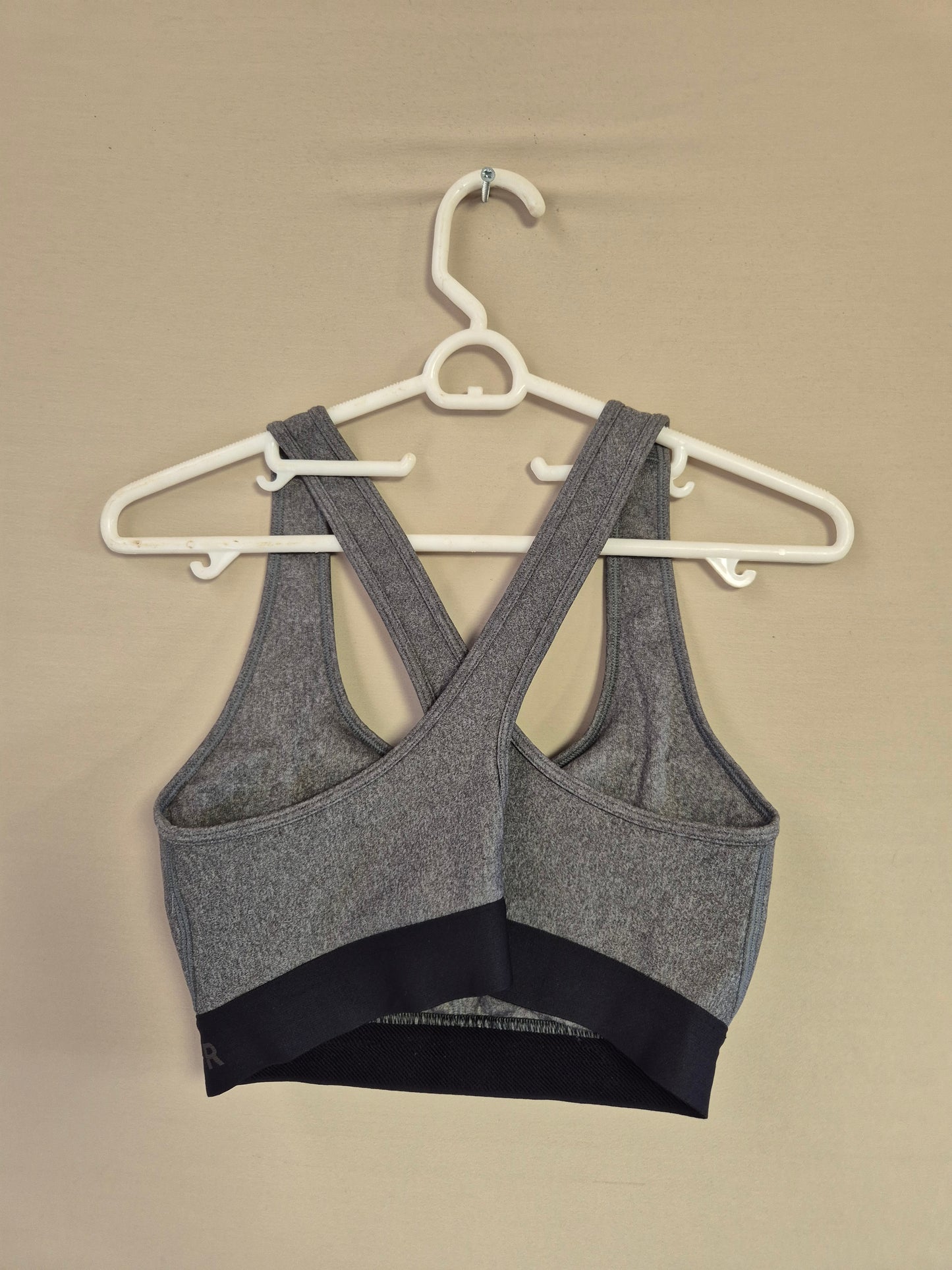 UNDER ARMOUR ZENSKI KROP TOP GOLEMINA L