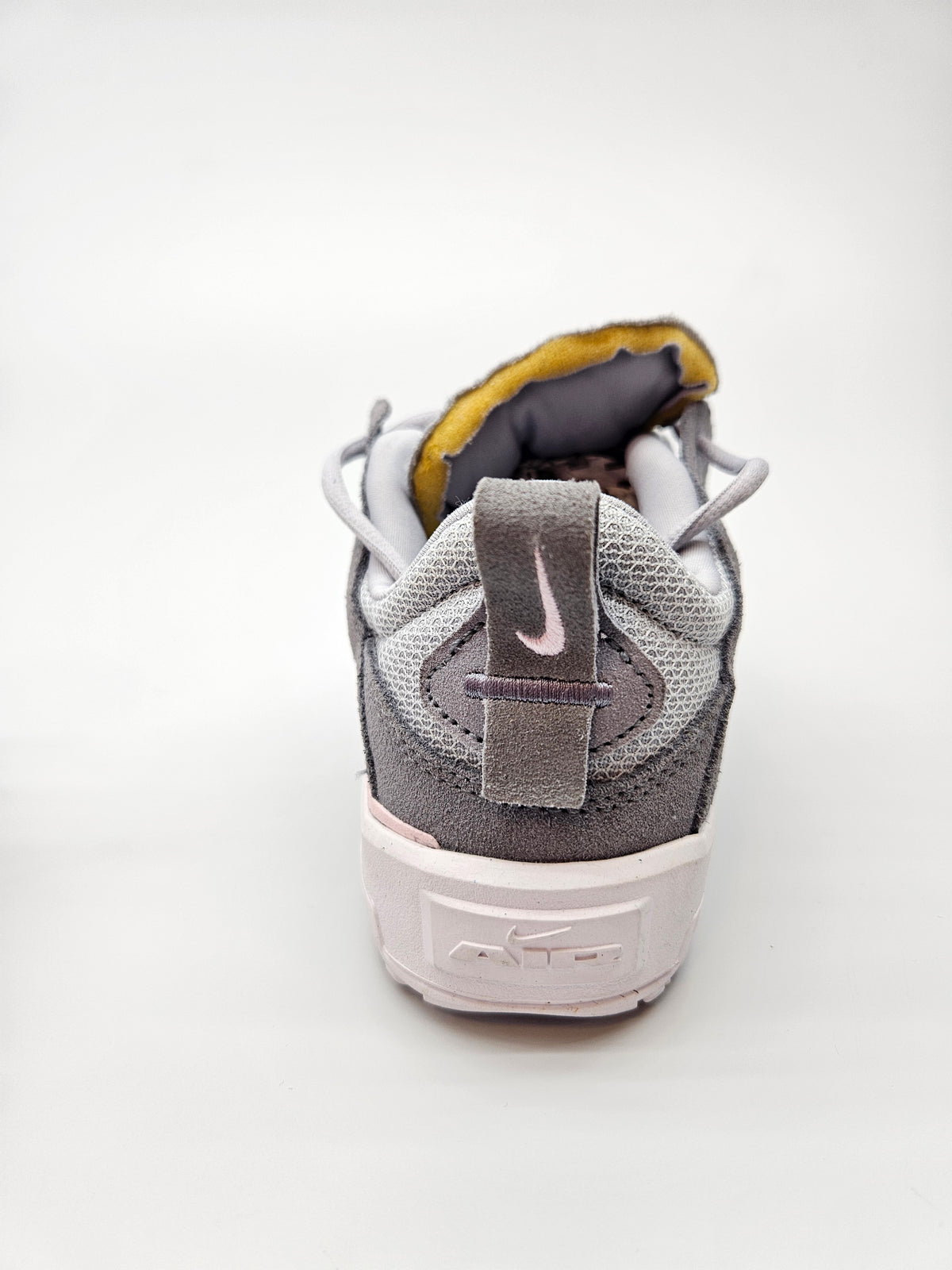 NIKE NOVI ORIGINAL PATIKI BR 40