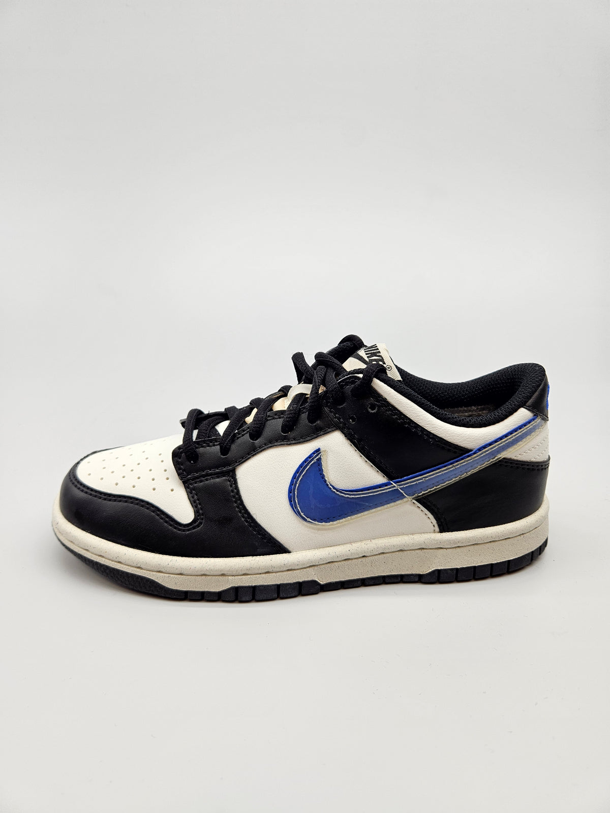 NIKE NOVI ORIGINAL PATIKI BR 36