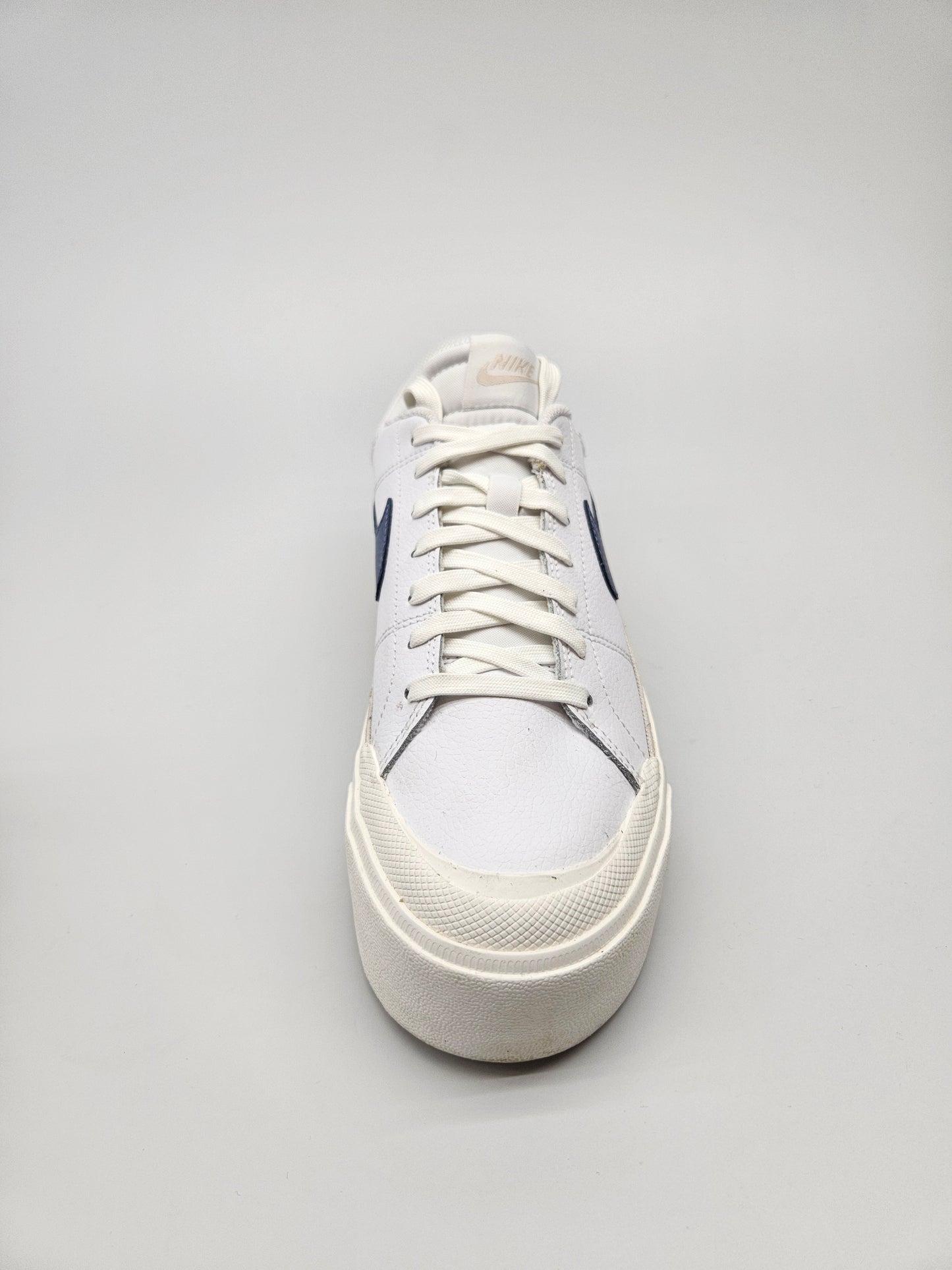 NIKE NOVI ORIGINAL PATIKI BR 41