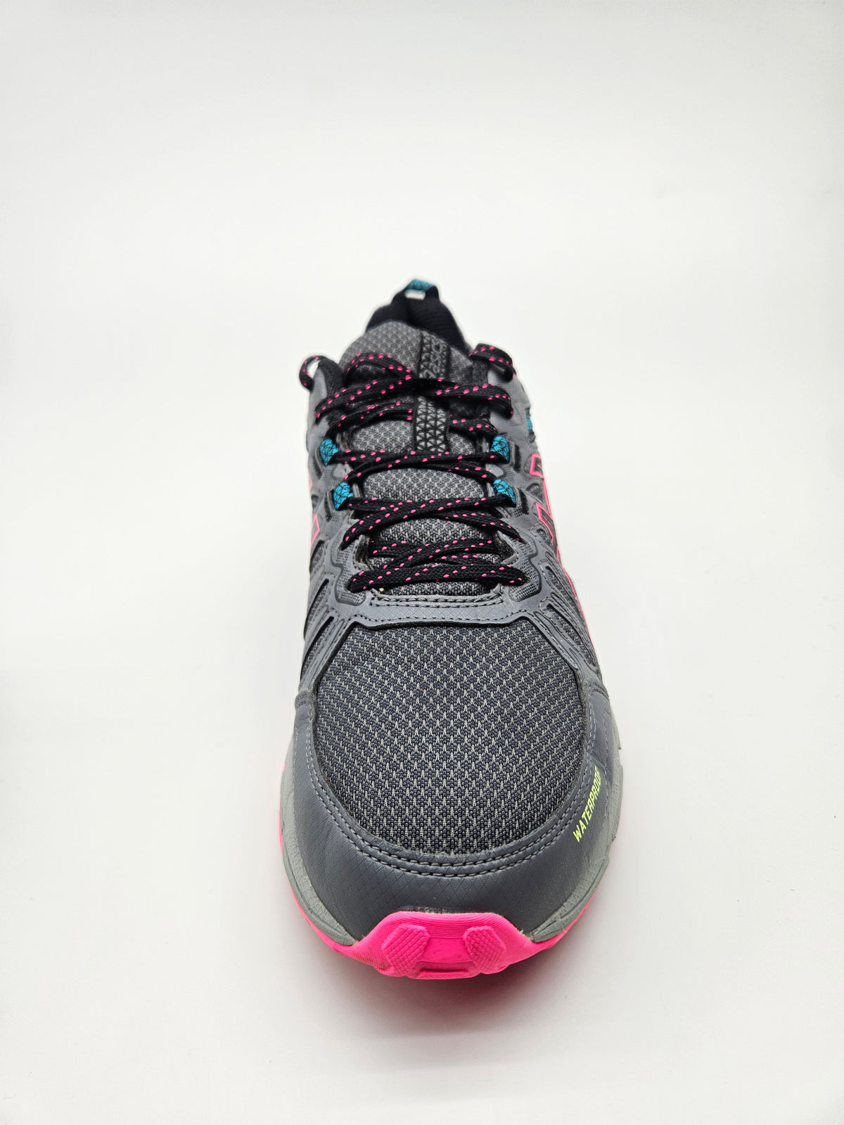ASICS ORIGINAL VODOOTPORNI PATIKI BR 40