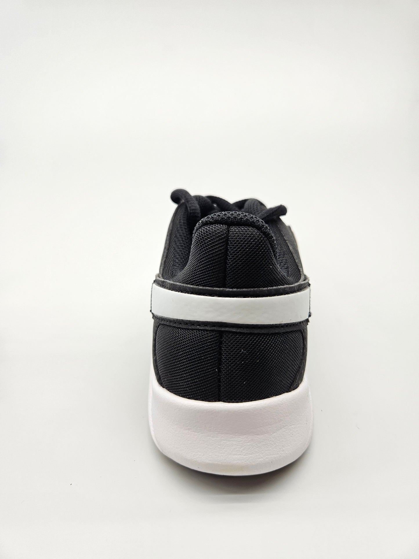NIKE NOVI ORIGINAL PATIKI BR 36.5