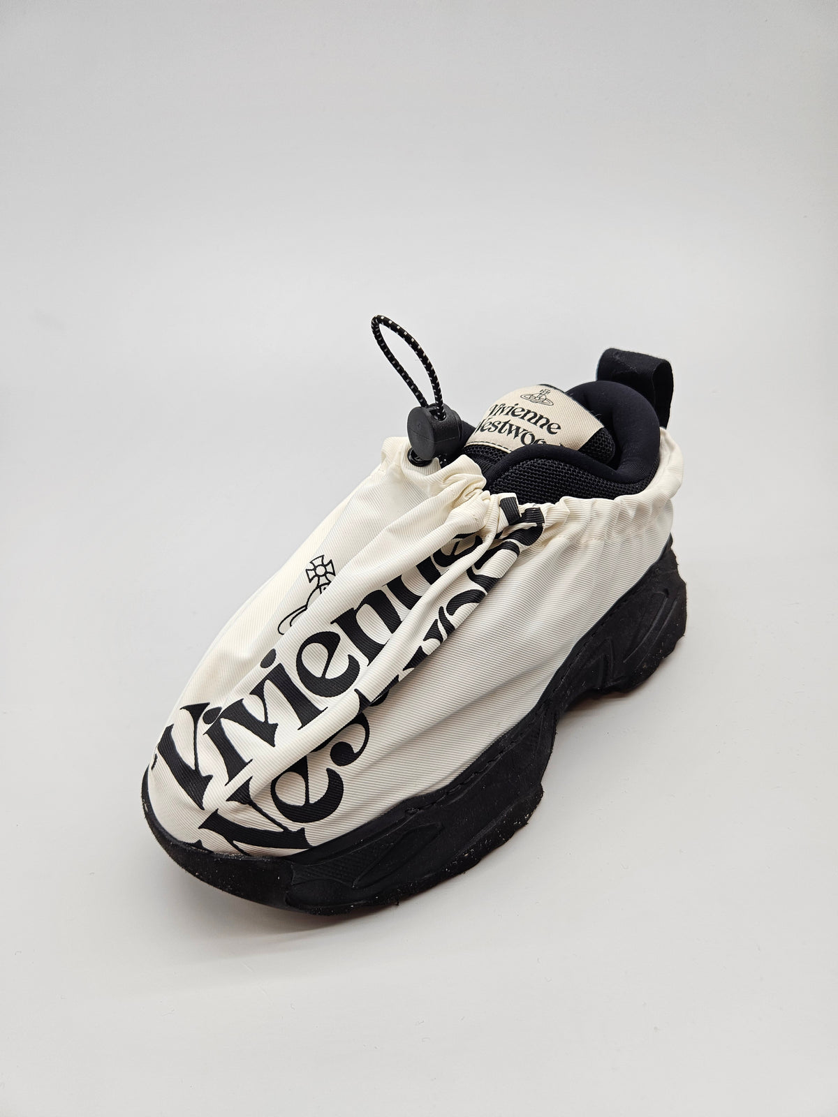 VIVIENNE WESTWOOD ORIGINAL NOVI PATIKI BR 39